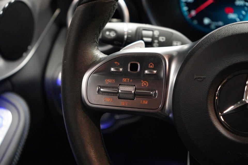 Mercedes C300 e 2,0 AMG Line stc. aut. 5d