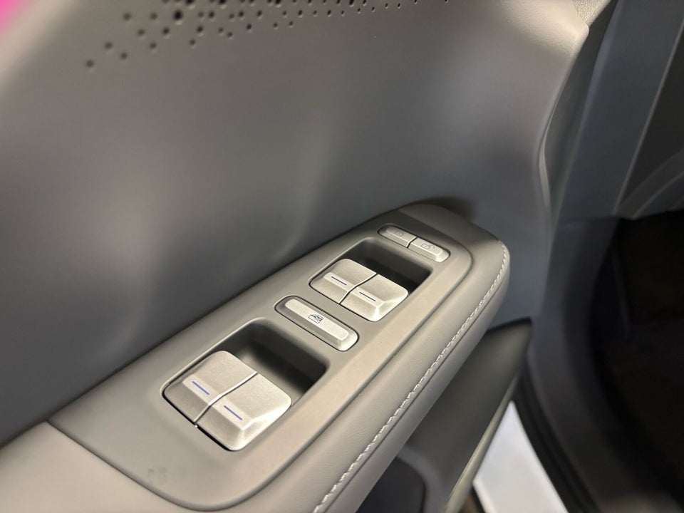 Xpeng G6 Standard Range 5d