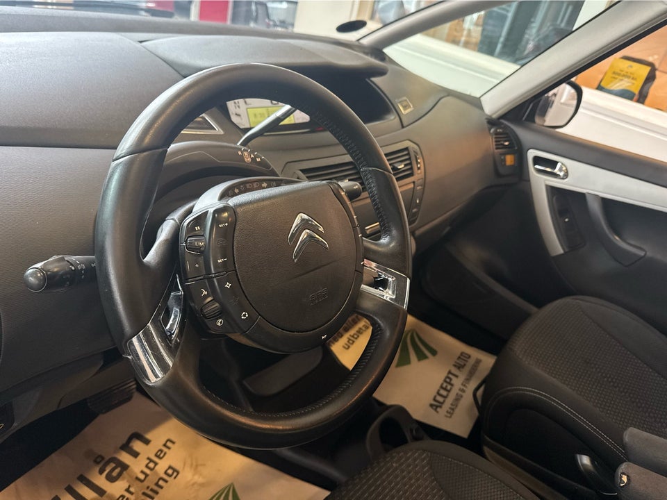 Citroën Grand C4 Picasso 1,6 e-HDi 112 Seduction E6G 7prs 5d