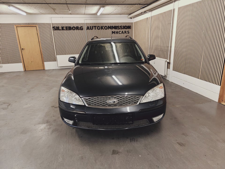 Ford Mondeo 2,0 Active stc. 5d