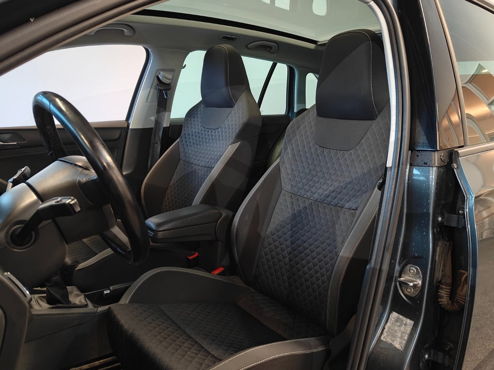 Skoda Rapid 1,2 TSi 110 Style Spaceback 5d