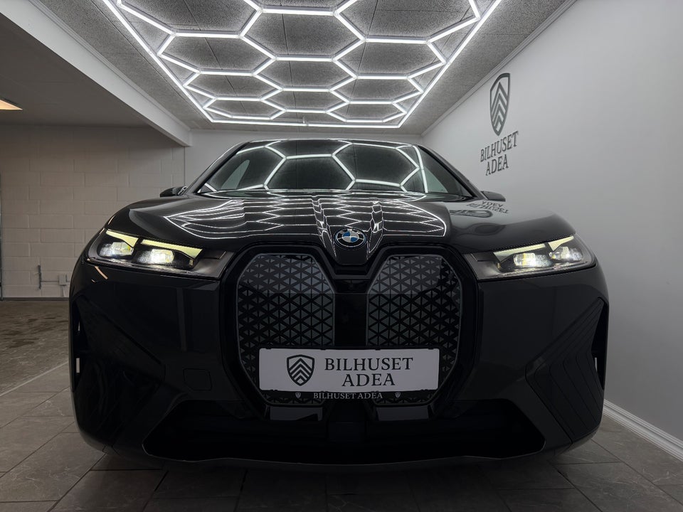 BMW iX xDrive40 M-Sport 5d