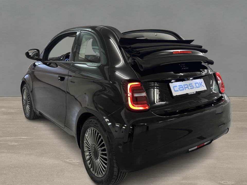 Fiat 500e Icon Cabrio 2d