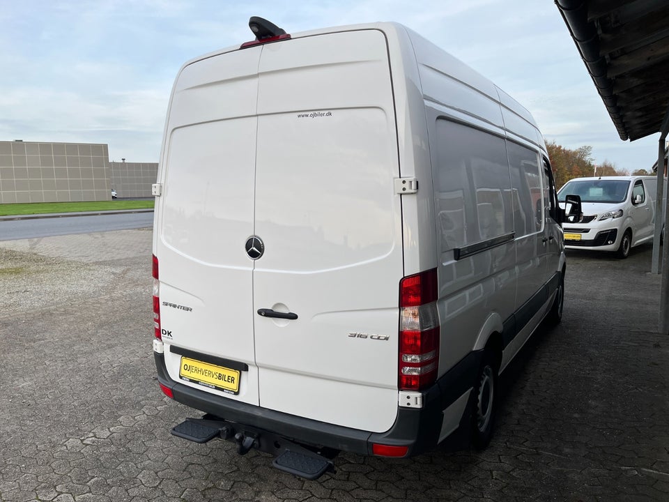 Mercedes Sprinter 316 2,2 CDi R2 Kassevogn 5d