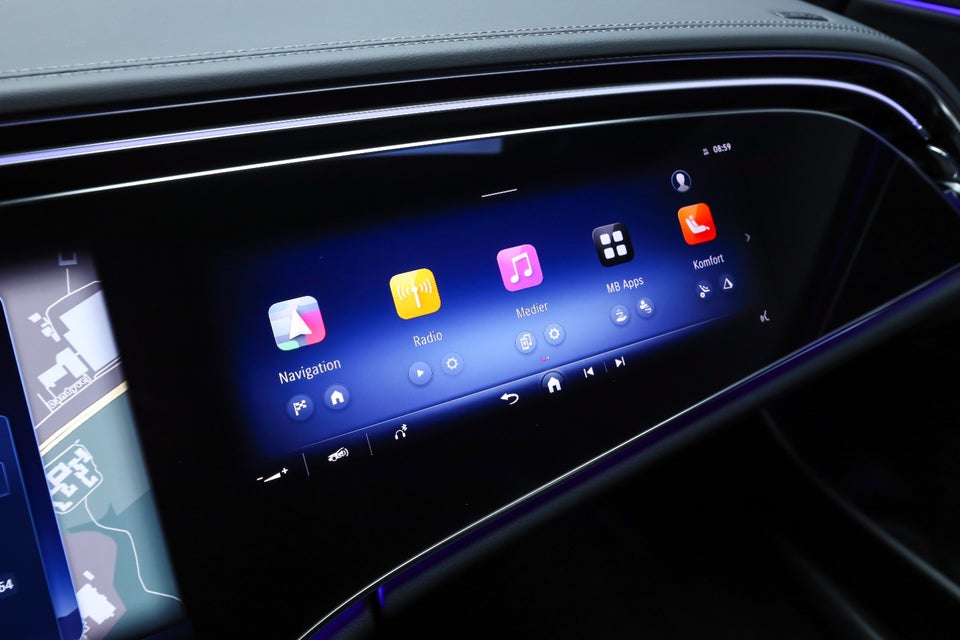 Mercedes E300 e 2,0 AMG Line stc. aut. 5d