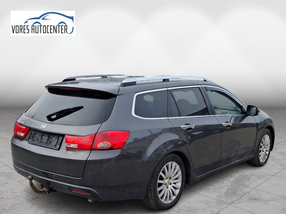 Honda Accord 2,2 i-DTEC Executive Tourer aut. 5d