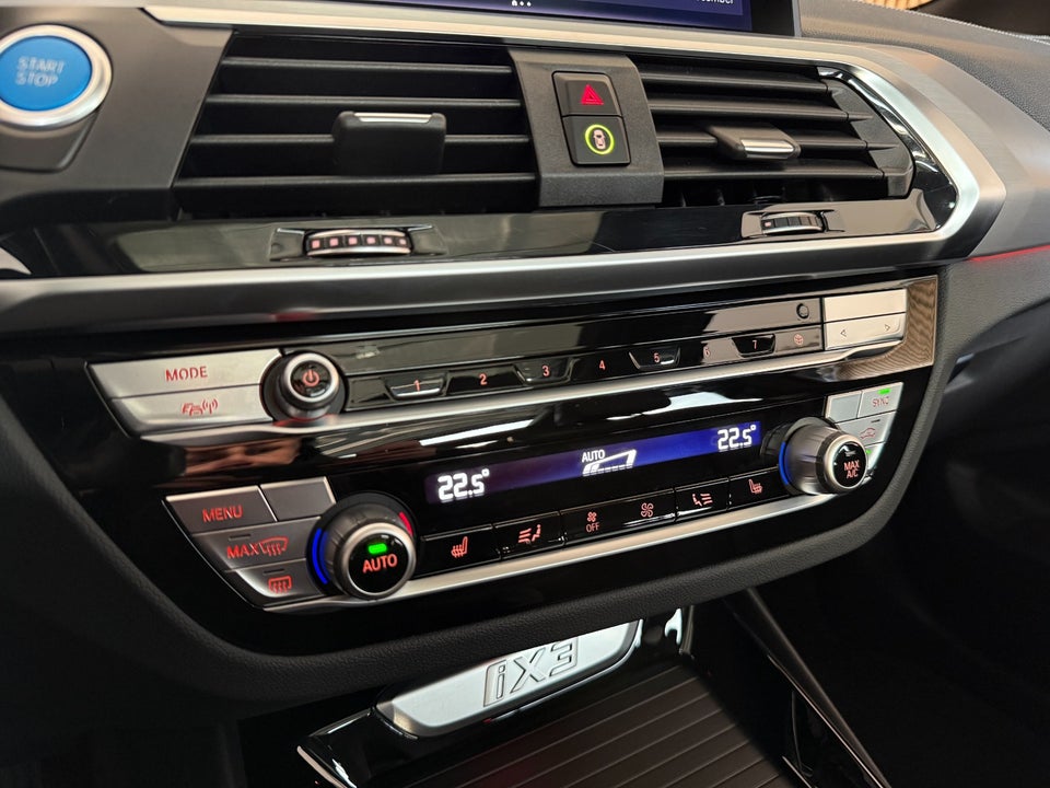 BMW iX3 Charged Plus 5d