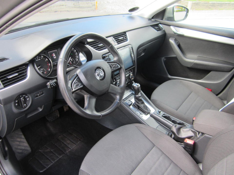 Skoda Octavia 1,8 TSi 180 Elegance DSG 5d