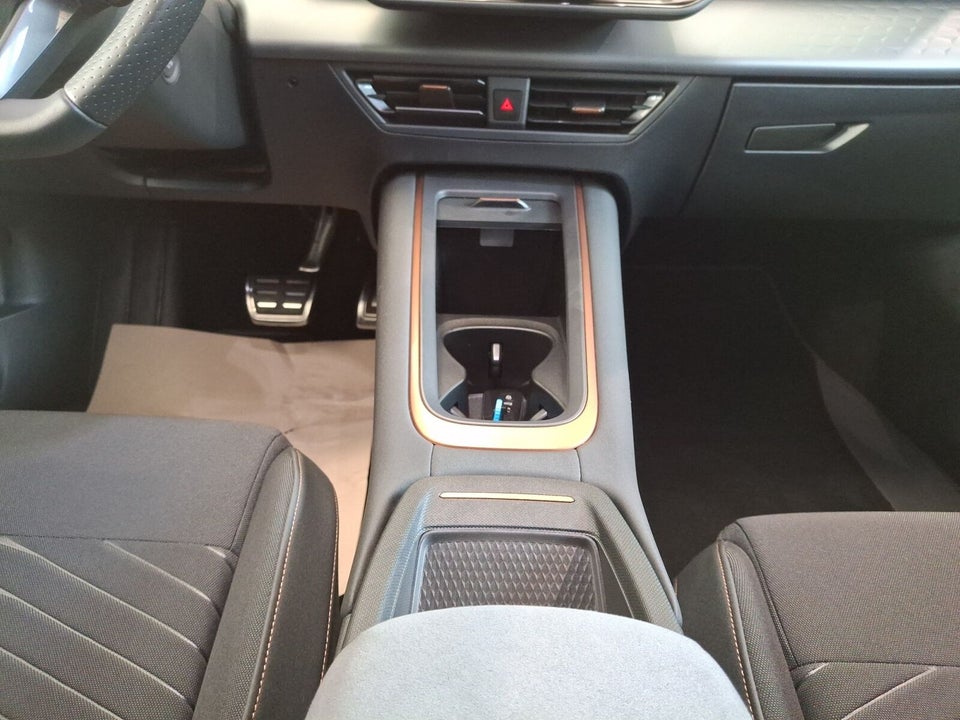 Cupra Born 59 e-Boost 5d