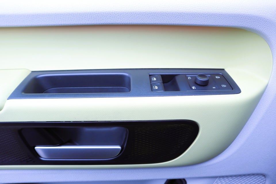 VW ID.Buzz 77 Style 75 Years Edition SWB 5d