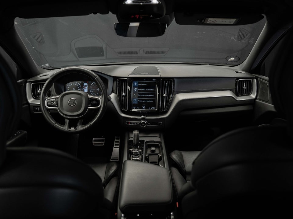 Volvo XC60 2,0 D5 235 R-Design aut. AWD 5d