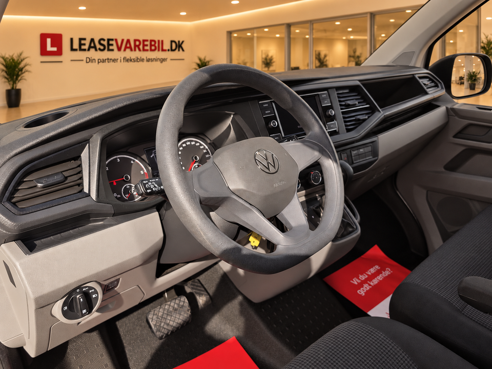 VW Transporter 2,0 TDi 150 Kassevogn DSG kort