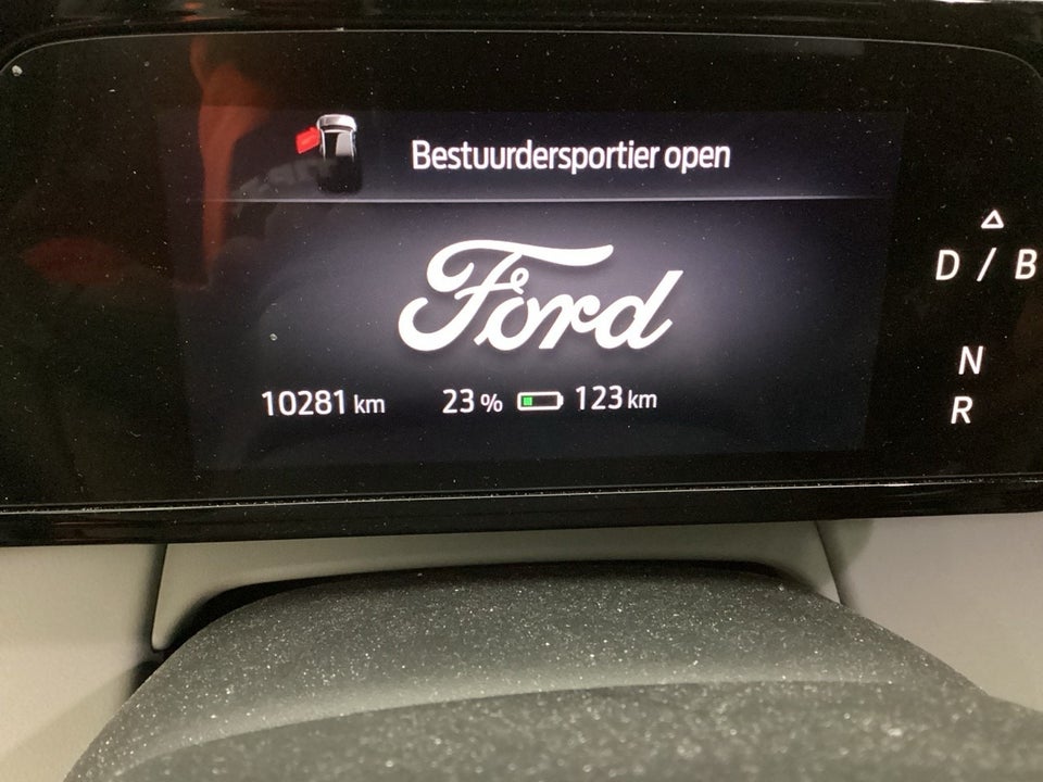 Ford Explorer 79 Select Extended Range AWD 5d