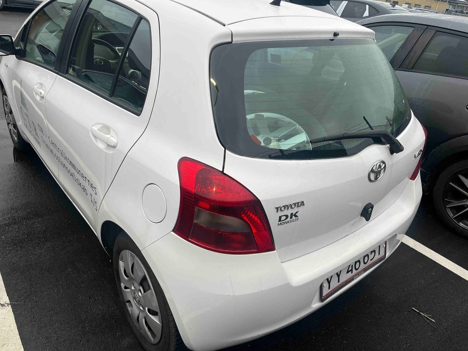 Toyota Yaris 1,0 Luna 5d