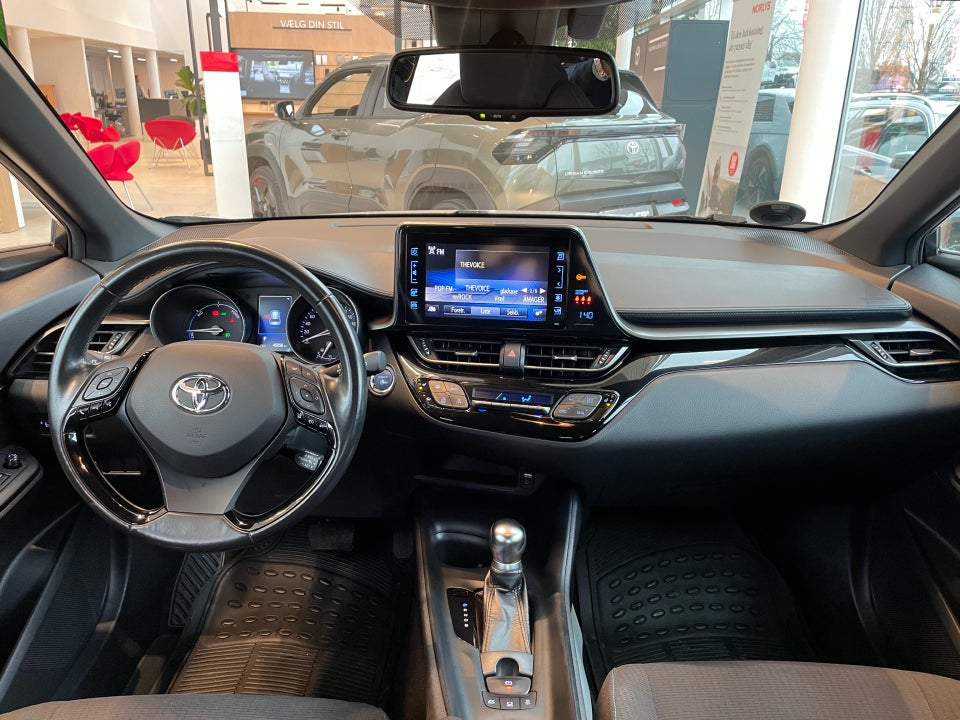 Toyota C-HR 1,8 Hybrid Limited CVT 5d