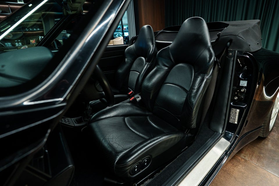 Porsche 911 Carrera 4 3,6 Cabriolet 2d