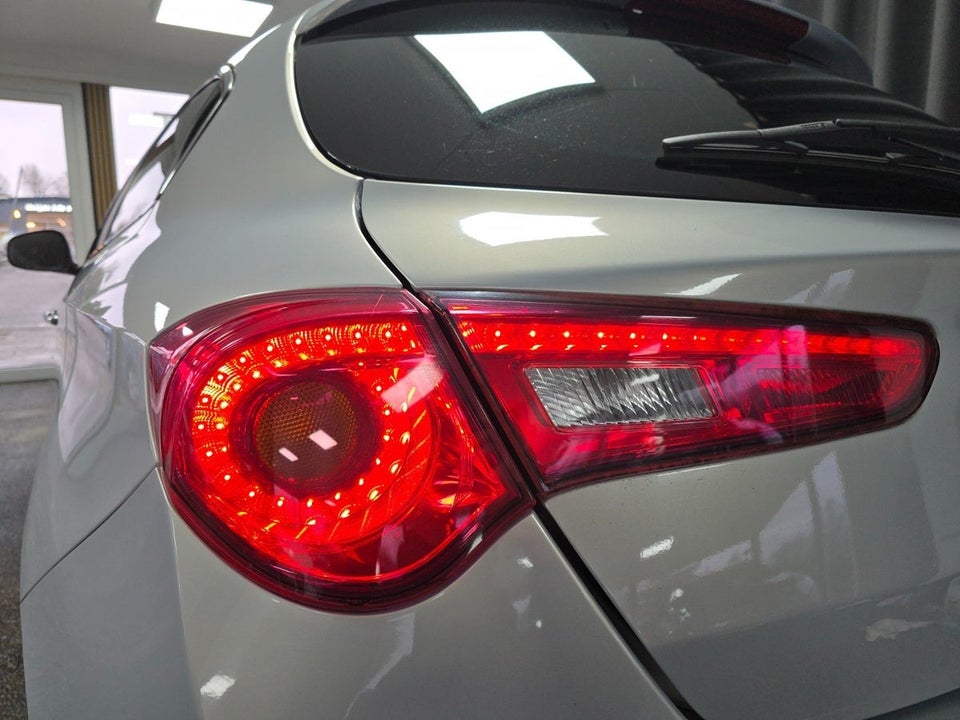 Alfa Romeo Giulietta 1,4 M-Air 170 Sportiva 5d