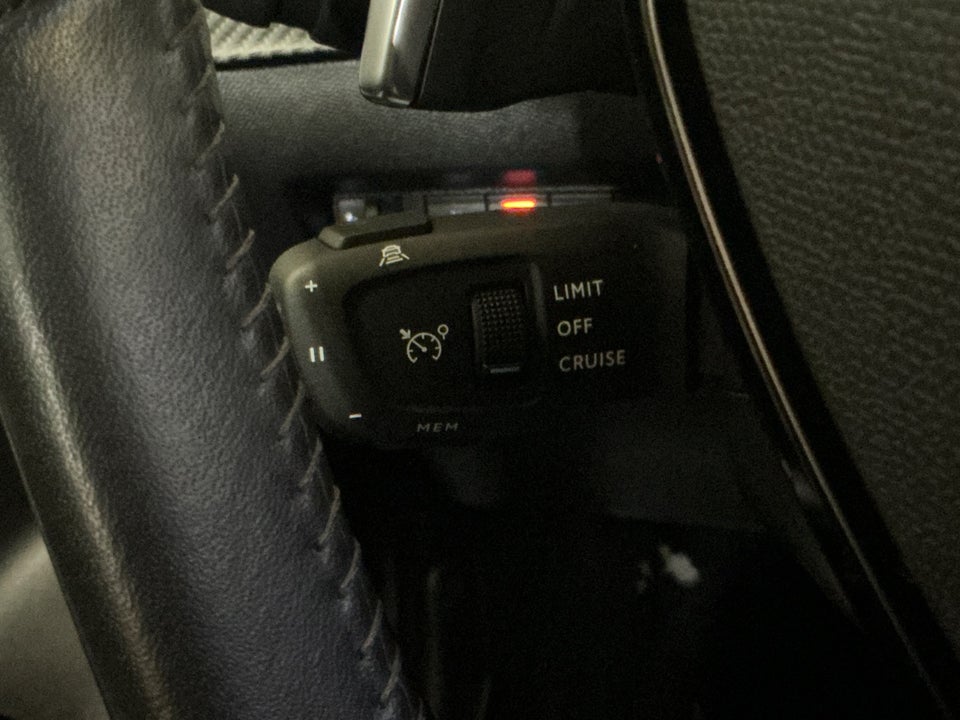 Peugeot 2008 1,2 PureTech 130 Allure Pack EAT8 5d