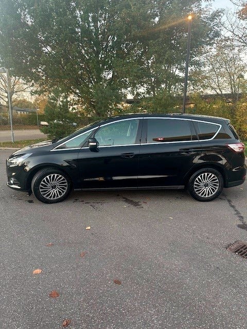 Ford S-MAX 2,0 EcoBlue Titanium aut. 7prs 5d