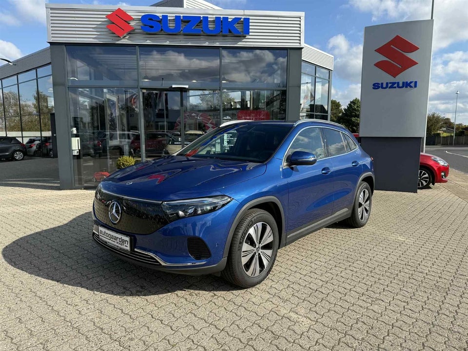 Mercedes EQA300 Progressive 4Matic 5d
