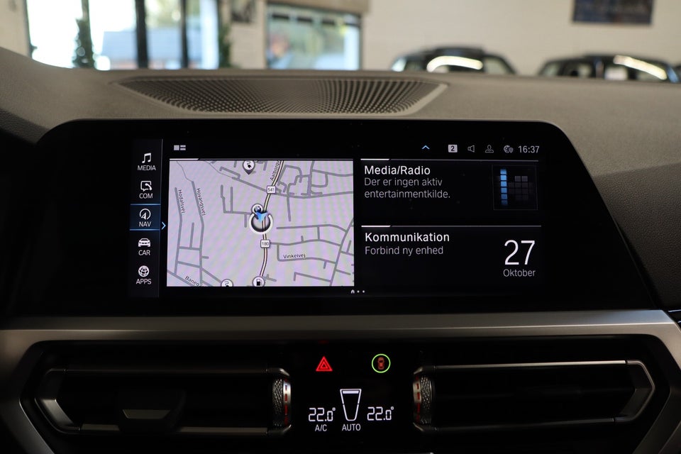 BMW 330e 2,0 Touring Sport Line aut. 5d