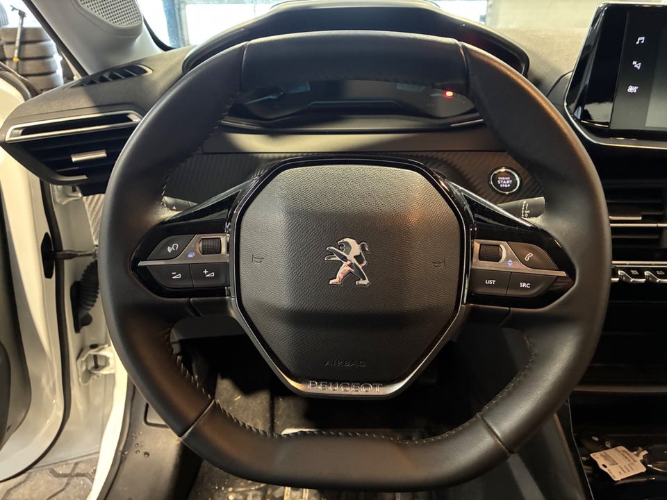 Peugeot e-208 50 Active 5d