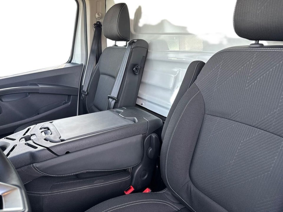 Nissan Primastar 2,0 dCi 150 L2H1 N-Connecta DCT Van
