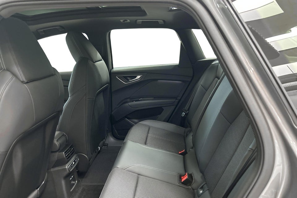 Audi Q4 e-tron 45 S-line Edition 5d