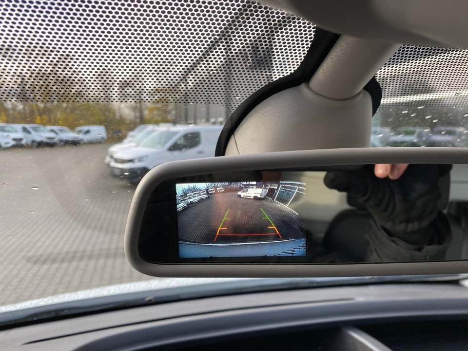 Renault Trafic T29 2,0 dCi 145 L2H1