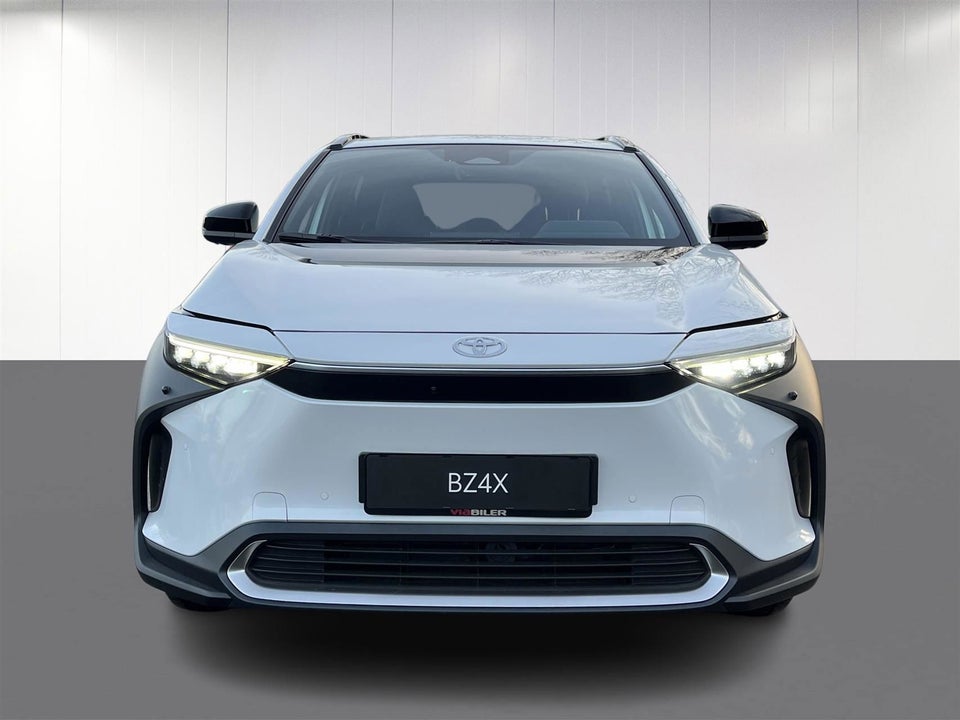 Toyota bZ4X Executive 5d
