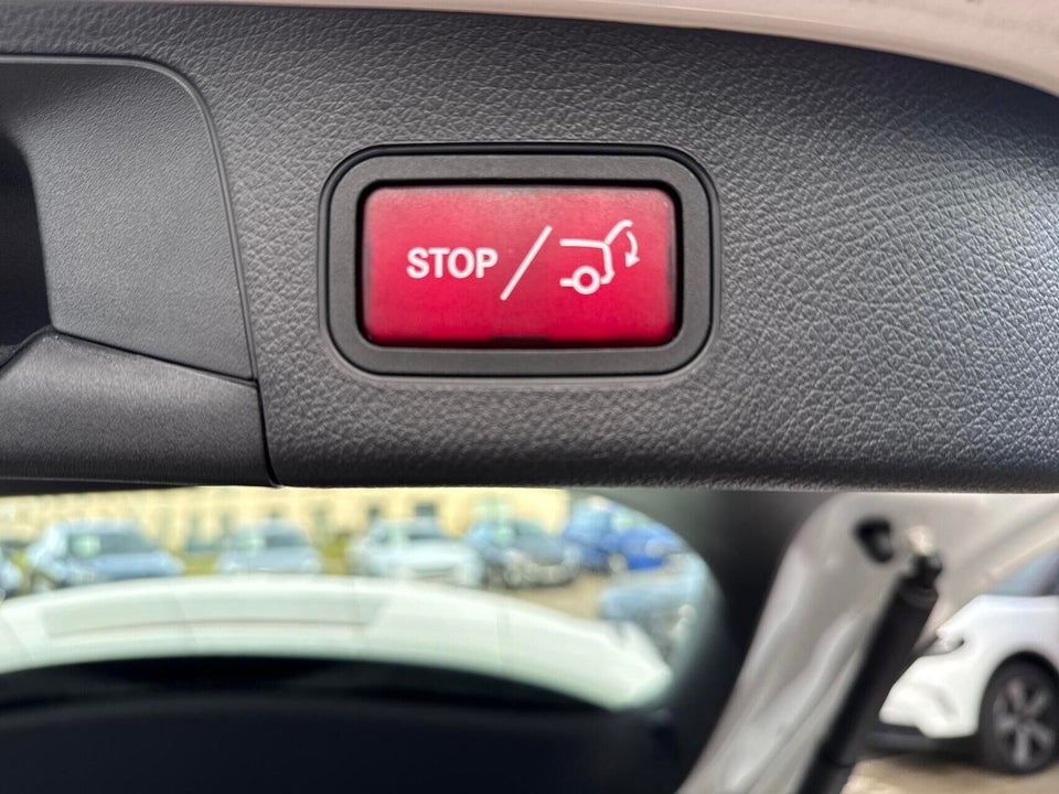 Mercedes EQA300 Progressive 4Matic 5d