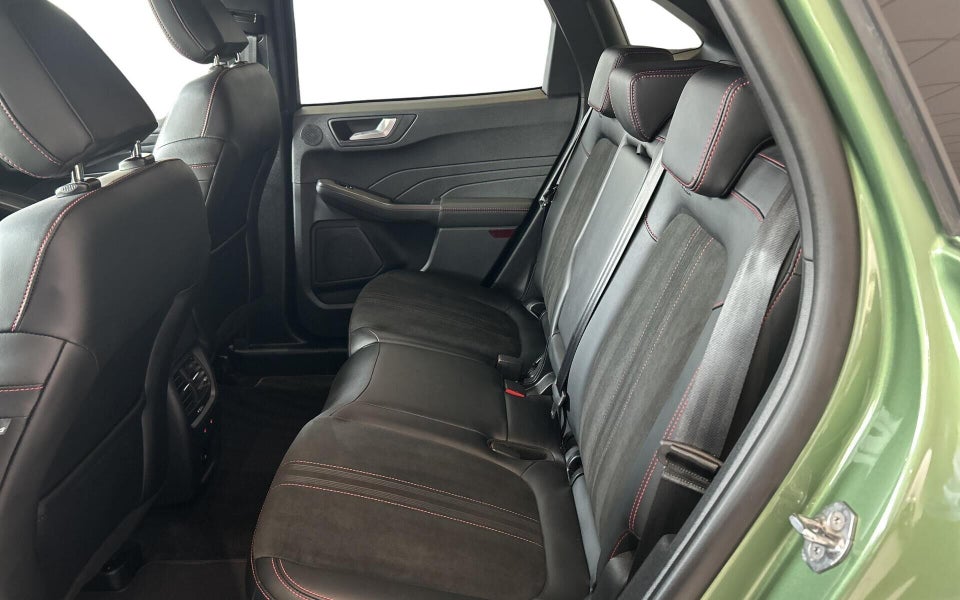 Ford Kuga 2,5 HEV ST-Line X CVT 5d