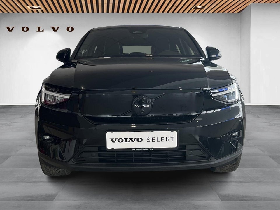 Volvo EC40 Extended Range Black Edition 5d