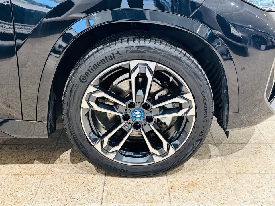 BMW iX1 eDrive20 M-Sport 5d