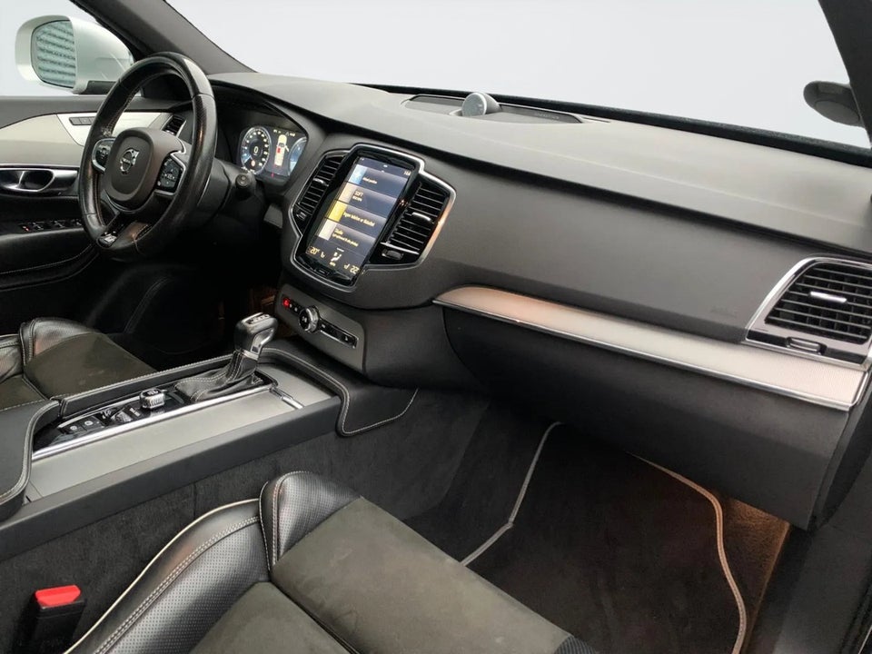 Volvo XC90 2,0 D5 235 R-Design aut. AWD Van 5d