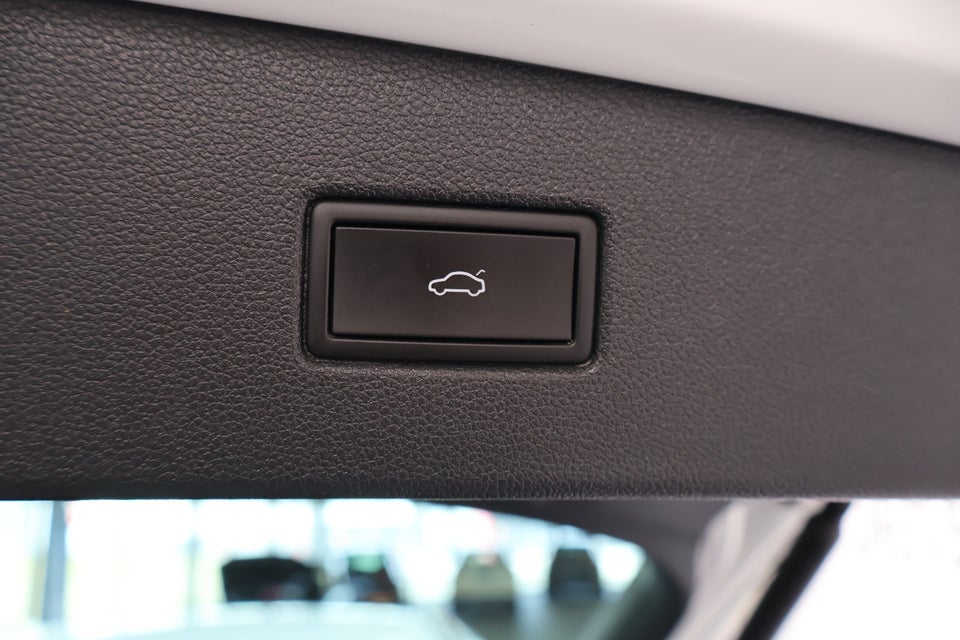 VW Tiguan 1,4 eHybrid Elegance DSG 5d