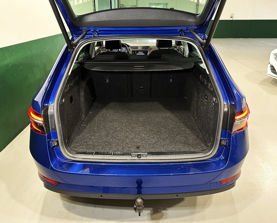 Skoda Superb 1,4 TSi iV Style Combi DSG 5d