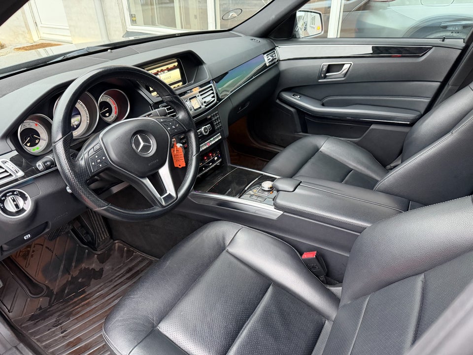 Mercedes E220 2,2 CDi 4d