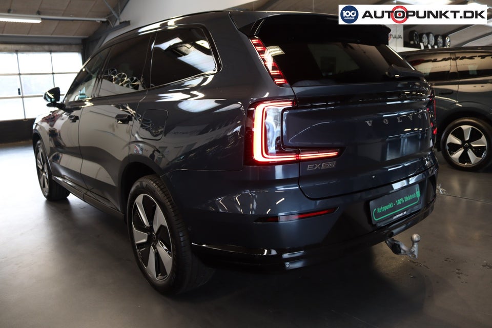 Volvo EX90 Plus 7prs 5d