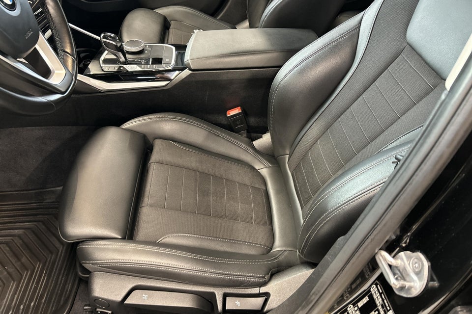 BMW 330e 2,0 Touring Sport Line aut. 5d