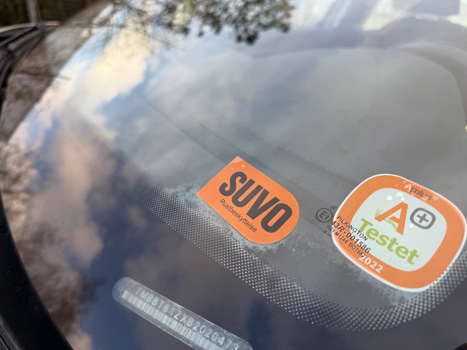 Skoda Octavia 1,6 TDi 105 Elegance DSG 5d