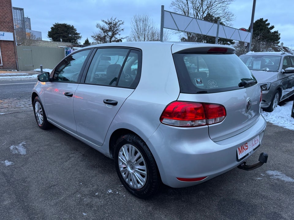 VW Golf VI 1,6 Comfortline 5d