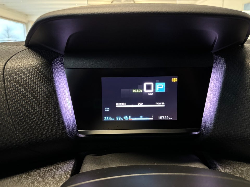 Citroën ë-C4 X 50 Shine 4d