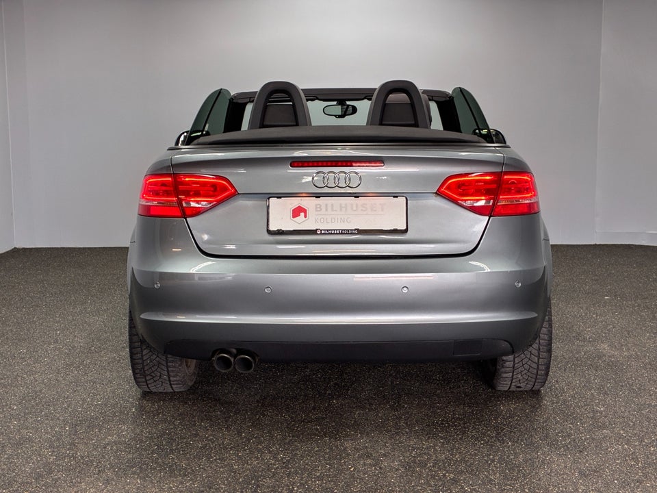 Audi A3 1,8 TFSi Attraction Cabriolet 2d