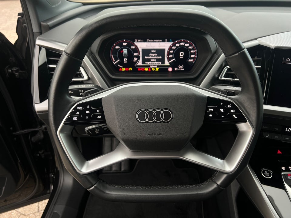 Audi Q4 e-tron 45 Advanced 5d