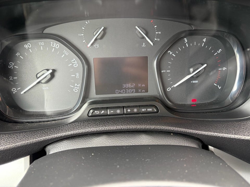 Citroën Jumpy 2,0 BlueHDi 145 L3 MasterLine EAT8