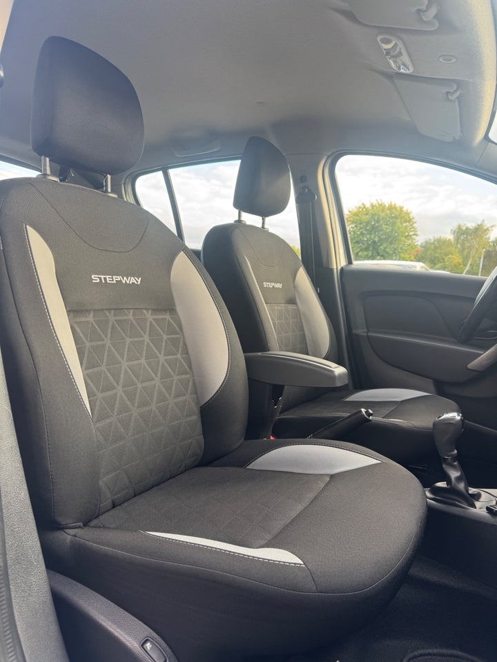 Dacia Sandero Stepway 0,9 TCe 90 Prestige Easy-R 5d