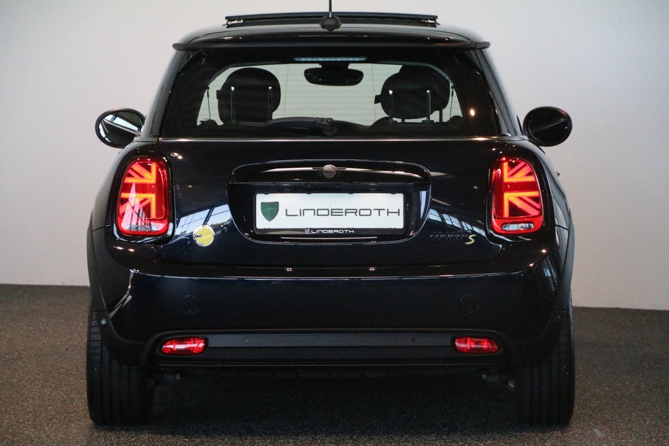 MINI Cooper SE Classic 3d