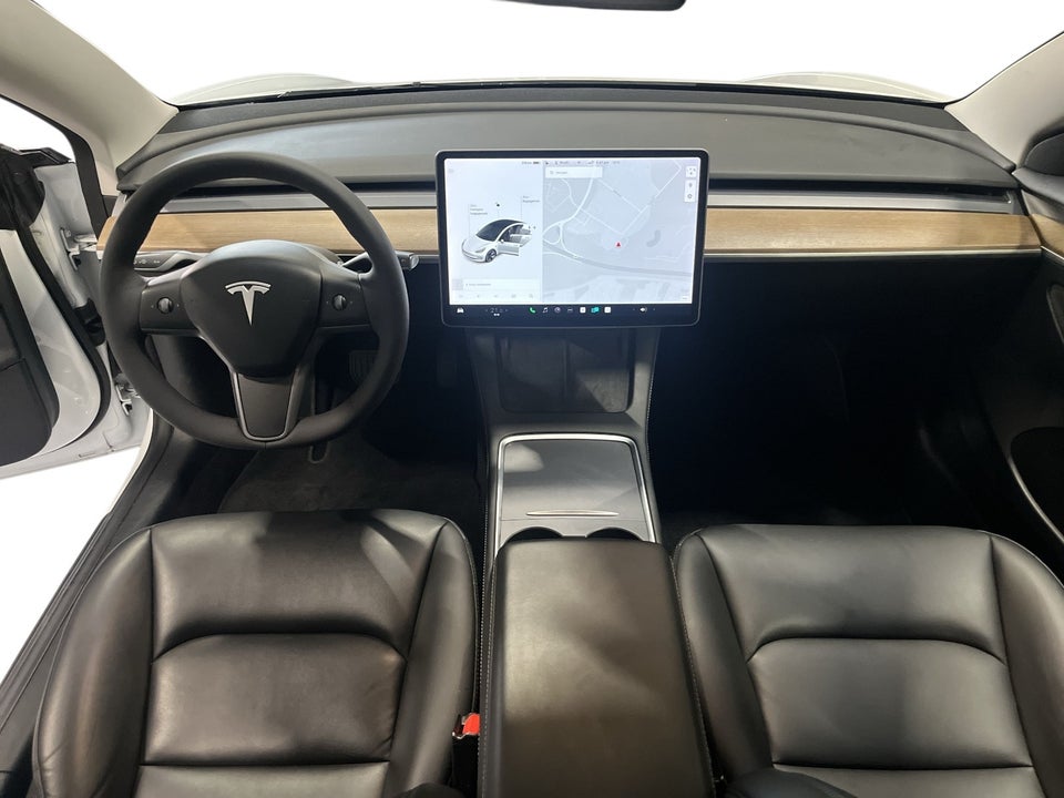 Tesla Model 3 Standard Range+ RWD 4d