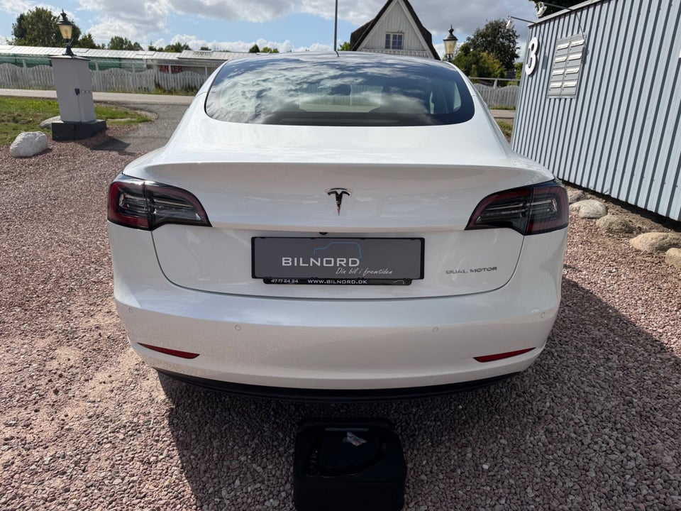 Tesla Model 3 Long Range AWD 4d